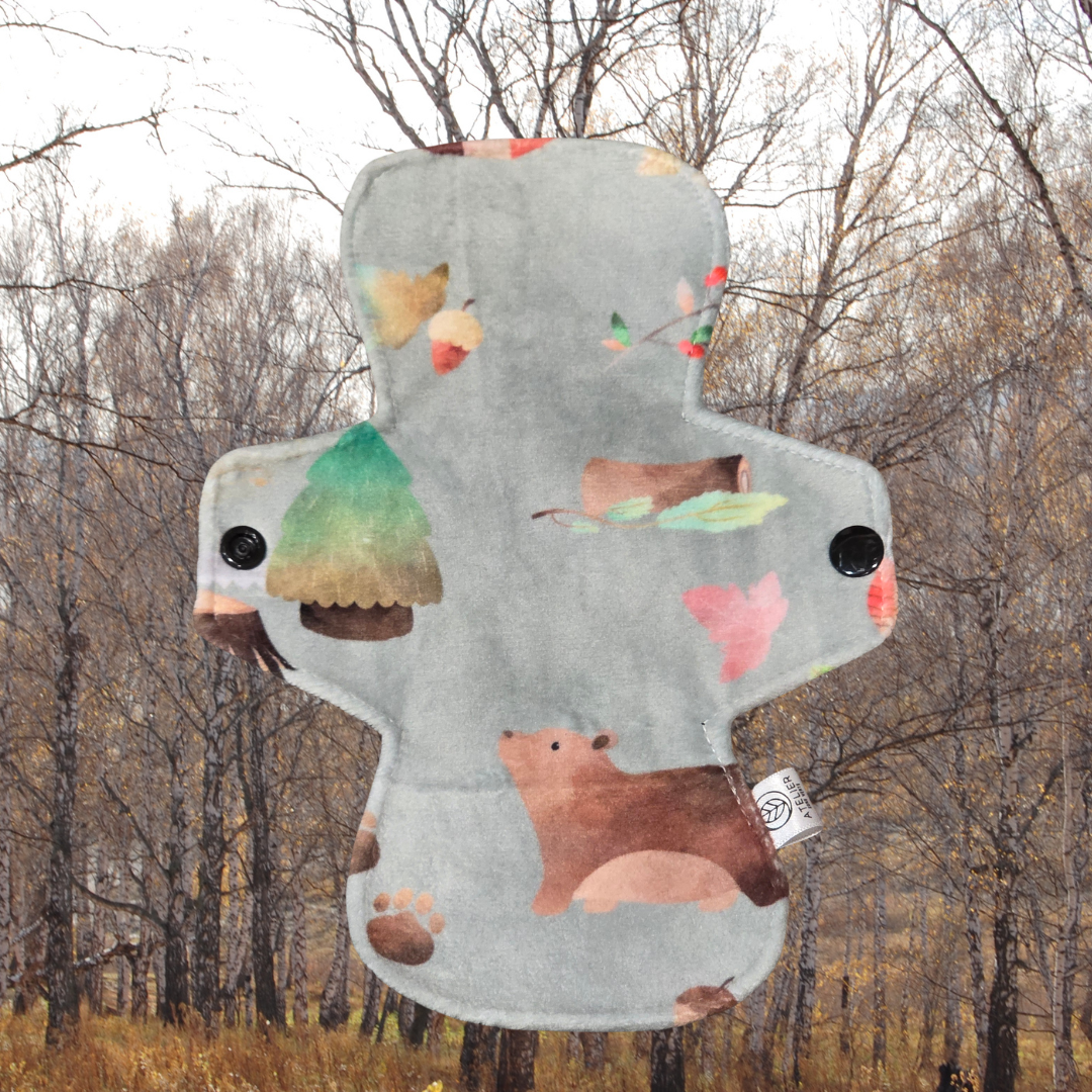 Forêt Ensangtée - Minky - Serviette Hygiénique Lavable