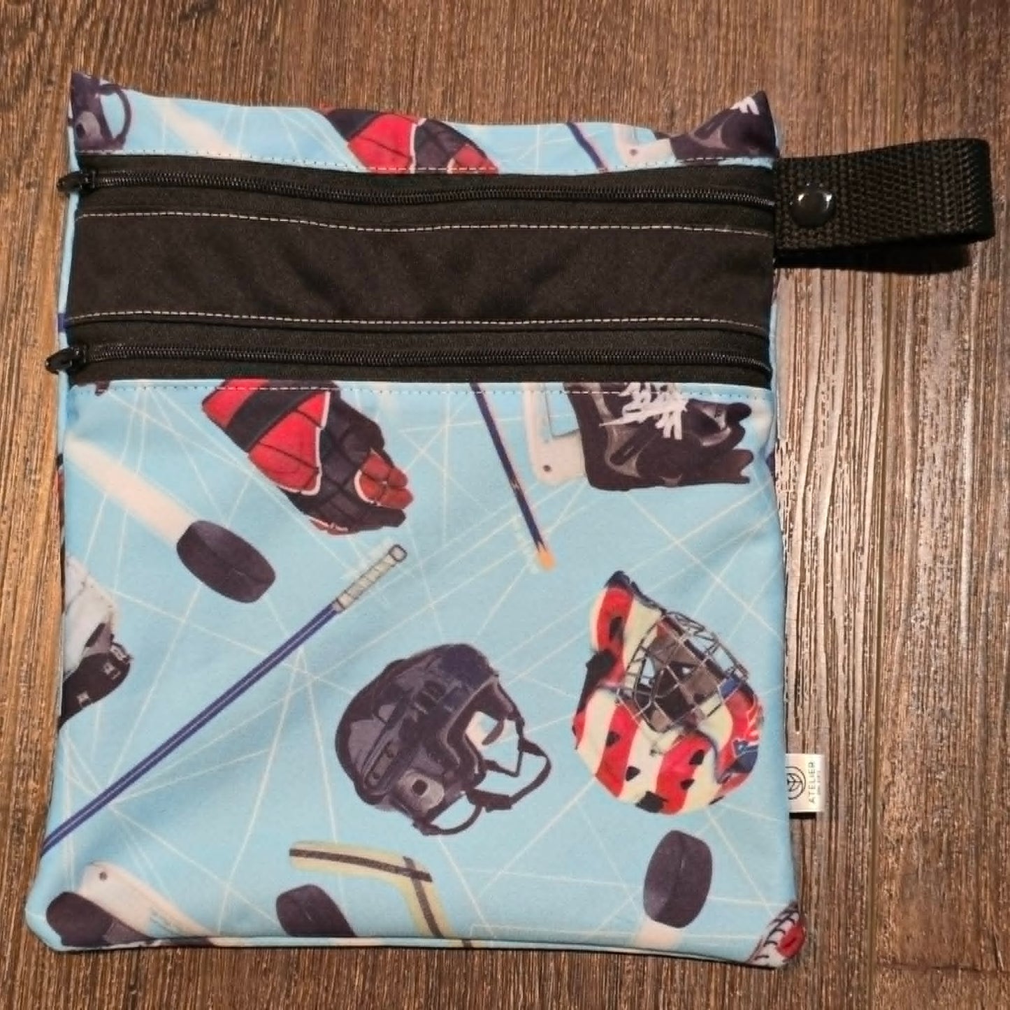 DUO-SAC – Sac Imperméable à Double Compartiments (9x9")