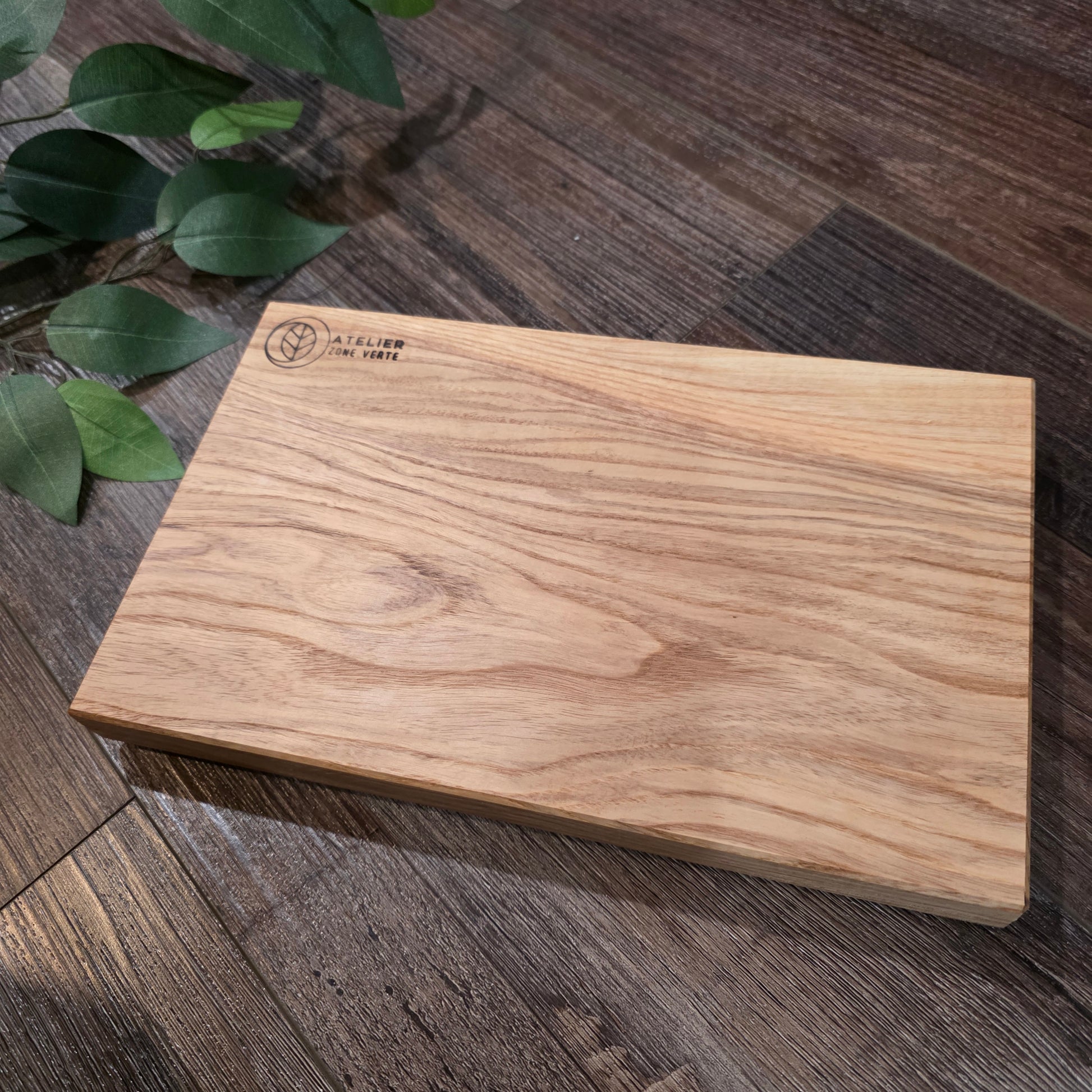 Planche à Découper en Bois Recyclé - Atelier Zone Verte